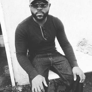 Meet your Posher, Devin